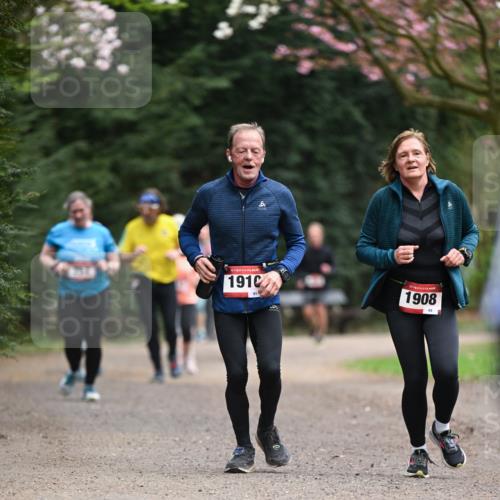 13.04.2025 - Hammer Lauf Dr. Thomas Lammeyer http://msf.ph/oto/7647893 13.04.2025 10:18:43 Laufen 15, 1910, 1908 meine-sportfotos.de