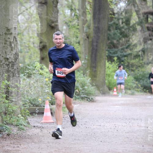 13.04.2025 - Hammer Lauf Jannik Wohlers http://msf.ph/oto/7647969 13.04.2025 11:28:29 Laufen 945 meine-sportfotos.de