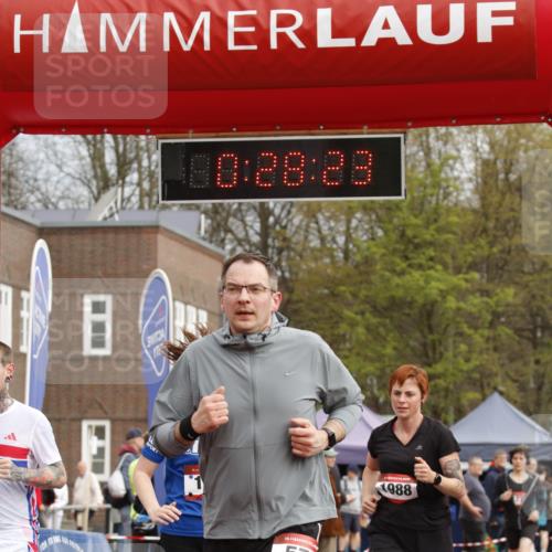 13.04.2025 - Hammer Lauf A. Gomolzig http://msf.ph/oto/7648105 13.04.2025 10:14:23 Ziel 151, 311, 410, 574, 772, 1588, 1778, 1968, 1988 meine-sportfotos.de