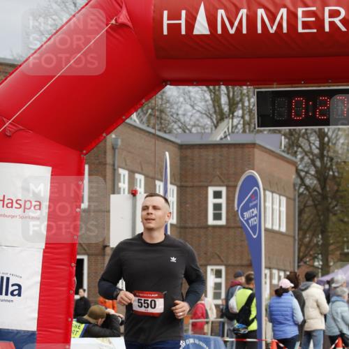 13.04.2025 - Hammer Lauf A. Gomolzig http://msf.ph/oto/7648215 13.04.2025 10:13:51 Ziel 261, 550, 926 meine-sportfotos.de