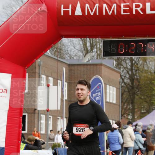 13.04.2025 - Hammer Lauf A. Gomolzig http://msf.ph/oto/7648228 13.04.2025 10:13:48 Ziel 499, 550, 926 meine-sportfotos.de