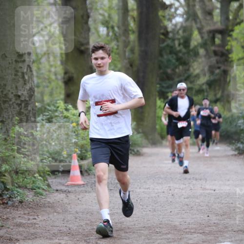13.04.2025 - Hammer Lauf Jannik Wohlers http://msf.ph/oto/7648303 13.04.2025 11:27:45 Laufen 1449 meine-sportfotos.de