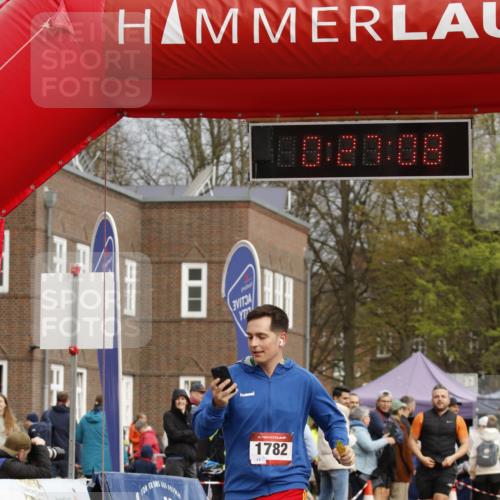 13.04.2025 - Hammer Lauf A. Gomolzig http://msf.ph/oto/7648396 13.04.2025 10:13:07 Ziel 646, 647, 1782 meine-sportfotos.de
