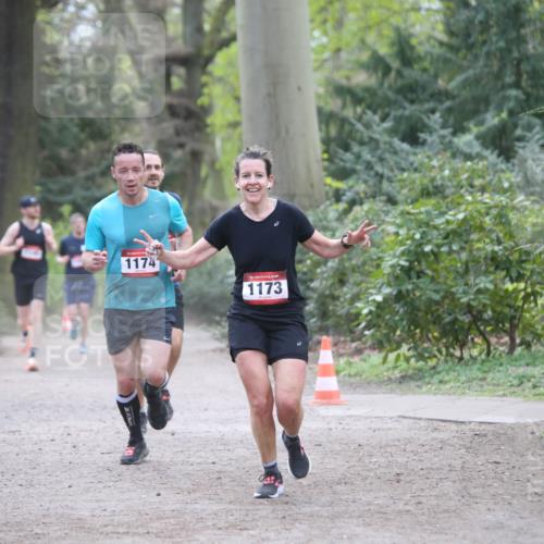 13.04.2025 - Hammer Lauf Jannik Wohlers http://msf.ph/oto/7648429 13.04.2025 11:26:53 Laufen 1174, 1173 meine-sportfotos.de