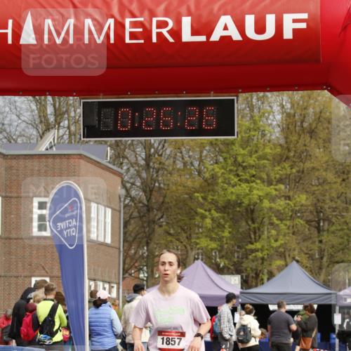 13.04.2025 - Hammer Lauf A. Gomolzig http://msf.ph/oto/7648538 13.04.2025 10:12:26 Ziel 150, 1857 meine-sportfotos.de