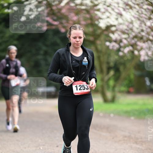 13.04.2025 - Hammer Lauf Dr. Thomas Lammeyer http://msf.ph/oto/7648638 13.04.2025 10:19:49 Laufen 15, 1253 meine-sportfotos.de