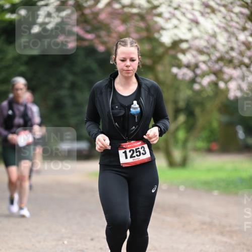 13.04.2025 - Hammer Lauf Dr. Thomas Lammeyer http://msf.ph/oto/7648641 13.04.2025 10:19:49 Laufen 15, 1253 meine-sportfotos.de