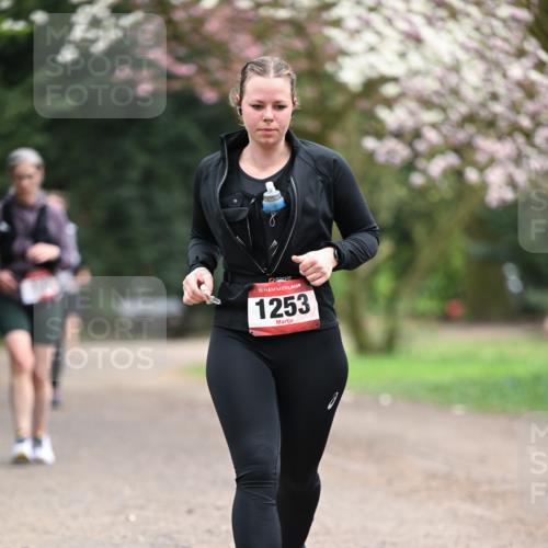 13.04.2025 - Hammer Lauf Dr. Thomas Lammeyer http://msf.ph/oto/7648643 13.04.2025 10:19:49 Laufen 15, 1253 meine-sportfotos.de