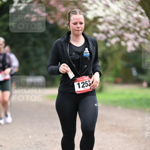 13.04.2025 - Hammer Lauf Dr. Thomas Lammeyer http://msf.ph/oto/7648647 13.04.2025 10:19:49 Laufen 15, 1253 meine-sportfotos.de