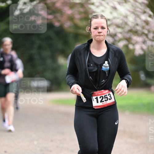 13.04.2025 - Hammer Lauf Dr. Thomas Lammeyer http://msf.ph/oto/7648653 13.04.2025 10:19:49 Laufen 15, 1253 meine-sportfotos.de