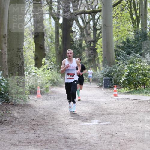 13.04.2025 - Hammer Lauf Jannik Wohlers http://msf.ph/oto/7649176 13.04.2025 11:24:01 Laufen 1837 meine-sportfotos.de
