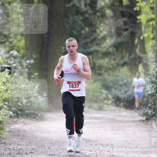 13.04.2025 - Hammer Lauf Jannik Wohlers http://msf.ph/oto/7649187 13.04.2025 11:24:00 Laufen 1837 meine-sportfotos.de