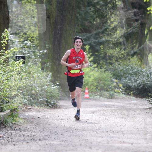 13.04.2025 - Hammer Lauf Jannik Wohlers http://msf.ph/oto/7649227 13.04.2025 11:23:43 Laufen 10, 21 meine-sportfotos.de