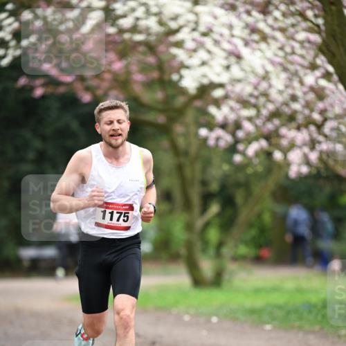 13.04.2025 - Hammer Lauf Dr. Thomas Lammeyer http://msf.ph/oto/7649844 13.04.2025 10:23:39 Laufen 15, 1175 meine-sportfotos.de