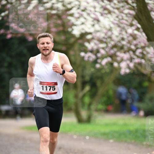 13.04.2025 - Hammer Lauf Dr. Thomas Lammeyer http://msf.ph/oto/7649850 13.04.2025 10:23:40 Laufen 15, 1175 meine-sportfotos.de