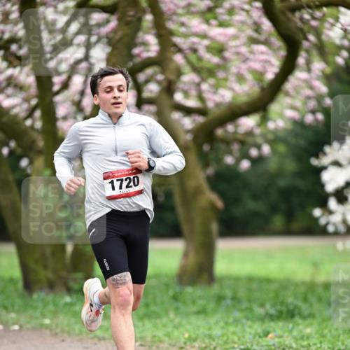 13.04.2025 - Hammer Lauf Dr. Thomas Lammeyer http://msf.ph/oto/7649897 13.04.2025 10:23:59 Laufen 15, 1720 meine-sportfotos.de