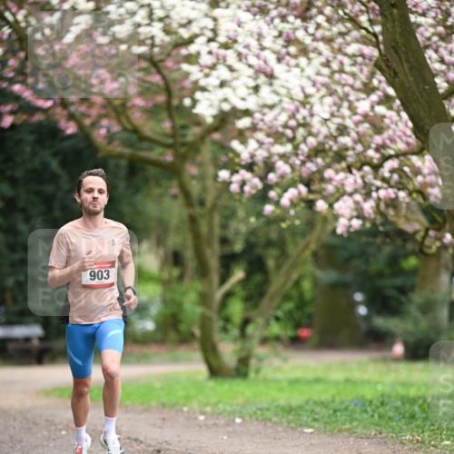 13.04.2025 - Hammer Lauf Dr. Thomas Lammeyer http://msf.ph/oto/7649965 13.04.2025 10:24:16 Laufen 903 meine-sportfotos.de
