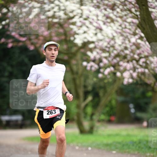 13.04.2025 - Hammer Lauf Dr. Thomas Lammeyer http://msf.ph/oto/7650072 13.04.2025 10:24:29 Laufen 15, 263 meine-sportfotos.de