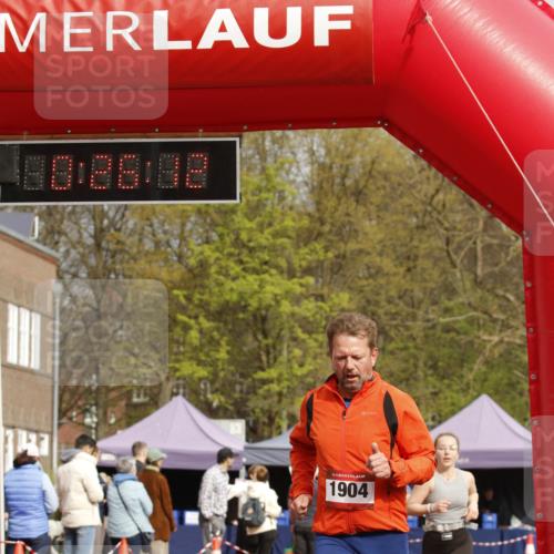 13.04.2025 - Hammer Lauf A. Gomolzig http://msf.ph/oto/7650082 13.04.2025 10:12:12 Ziel 207, 904, 1059, 1060, 1099, 1204, 1904 meine-sportfotos.de