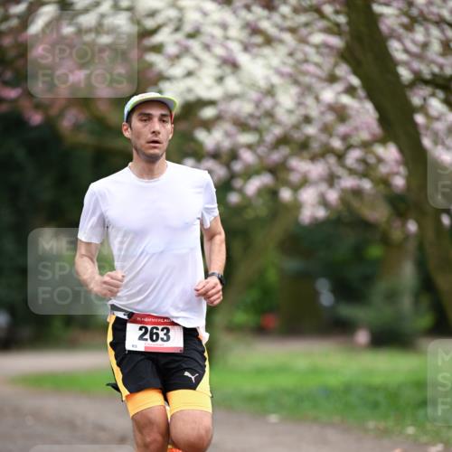 13.04.2025 - Hammer Lauf Dr. Thomas Lammeyer http://msf.ph/oto/7650092 13.04.2025 10:24:30 Laufen 83, 15, 263 meine-sportfotos.de