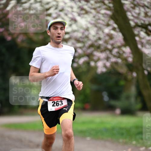 13.04.2025 - Hammer Lauf Dr. Thomas Lammeyer http://msf.ph/oto/7650096 13.04.2025 10:24:30 Laufen 83, 15, 263 meine-sportfotos.de