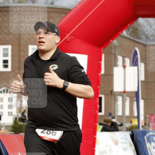 13.04.2025 - Hammer Lauf A. Gomolzig http://msf.ph/oto/7650113 13.04.2025 10:11:57 Ziel 131, 162, 286, 520, 1041, 1795, 1841 meine-sportfotos.de