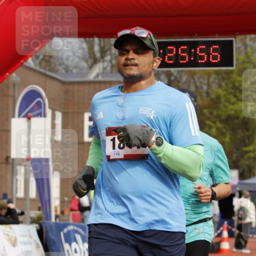 13.04.2025 - Hammer Lauf A. Gomolzig http://msf.ph/oto/7650120 13.04.2025 10:11:55 Ziel 131, 162, 286, 520, 1096, 1795, 1841 meine-sportfotos.de