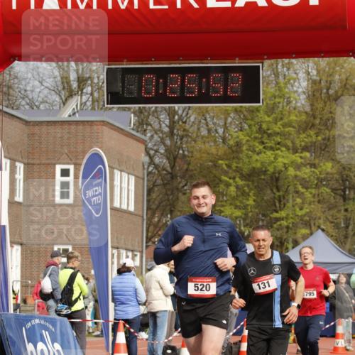 13.04.2025 - Hammer Lauf A. Gomolzig http://msf.ph/oto/7650150 13.04.2025 10:11:51 Ziel 131, 162, 286, 450, 520, 1096, 1097, 1795, 1841 meine-sportfotos.de