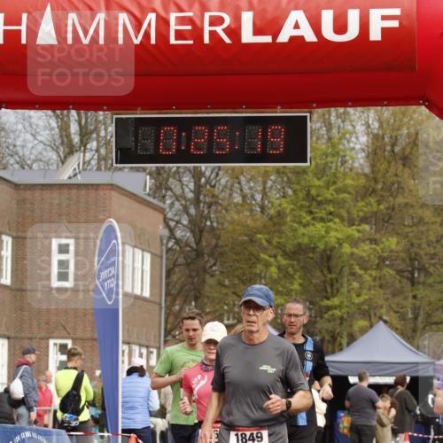13.04.2025 - Hammer Lauf A. Gomolzig http://msf.ph/oto/7650261 13.04.2025 10:11:19 Ziel 430, 627, 648, 792, 824, 936, 953, 1106, 1279, 1345, 1708, 1801, 1849, 1864, 1903 meine-sportfotos.de
