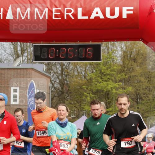 13.04.2025 - Hammer Lauf A. Gomolzig http://msf.ph/oto/7650279 13.04.2025 10:11:15 Ziel 430, 627, 648, 792, 824, 936, 1021, 1106, 1279, 1345, 1708, 1801, 1849, 1864, 1903 meine-sportfotos.de