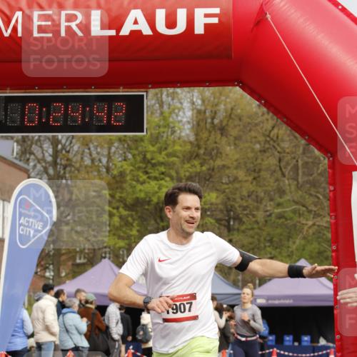 13.04.2025 - Hammer Lauf A. Gomolzig http://msf.ph/oto/7650379 13.04.2025 10:10:42 Ziel 122, 383, 765, 1728, 1907, 1964 meine-sportfotos.de