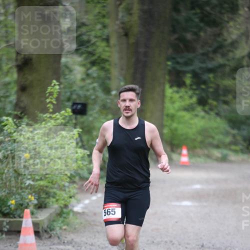 13.04.2025 - Hammer Lauf Jannik Wohlers http://msf.ph/oto/7650414 13.04.2025 10:03:52 Laufen 565 meine-sportfotos.de