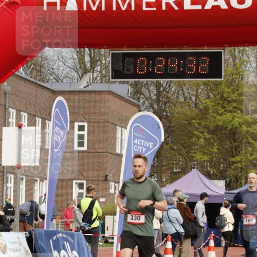 13.04.2025 - Hammer Lauf A. Gomolzig http://msf.ph/oto/7650437 13.04.2025 10:10:32 Ziel 122, 330, 769, 1110, 1148, 1229, 1714, 1715, 1716, 1743, 1949, 1964 meine-sportfotos.de