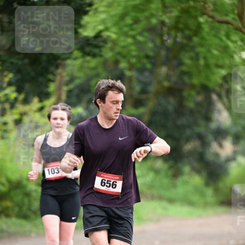 13.04.2025 - Hammer Lauf Dr. Thomas Lammeyer http://msf.ph/oto/7650438 13.04.2025 10:27:02 Laufen 103, 15, 656 meine-sportfotos.de