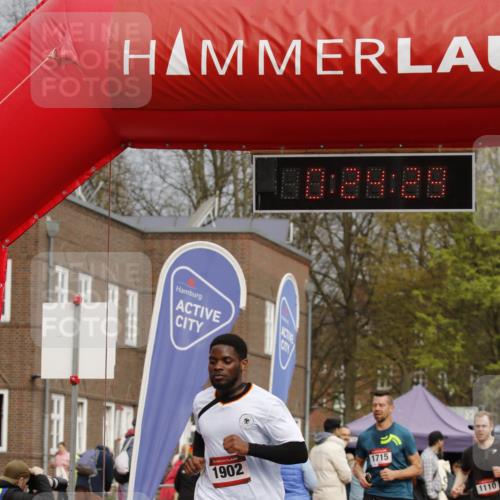 13.04.2025 - Hammer Lauf A. Gomolzig http://msf.ph/oto/7650478 13.04.2025 10:10:24 Ziel 255, 620, 1110, 1148, 1229, 1330, 1714, 1715, 1716, 1743, 1902, 1949 meine-sportfotos.de