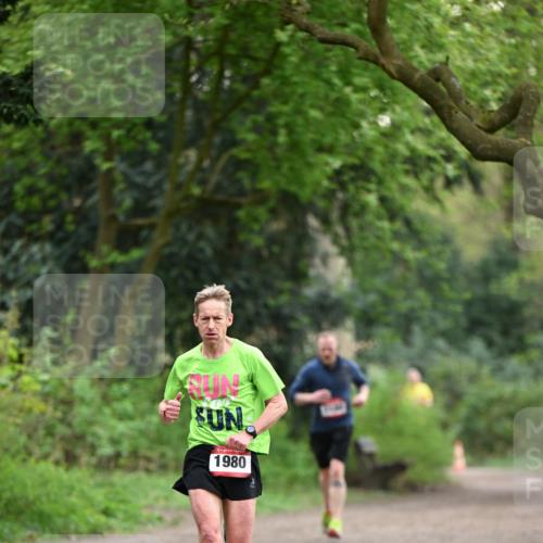 13.04.2025 - Hammer Lauf Dr. Thomas Lammeyer http://msf.ph/oto/7650561 13.04.2025 10:27:12 Laufen 1980 meine-sportfotos.de