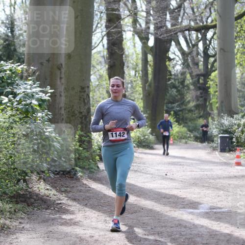 13.04.2025 - Hammer Lauf Jannik Wohlers http://msf.ph/oto/7650584 13.04.2025 10:53:45 Laufen 1142 meine-sportfotos.de