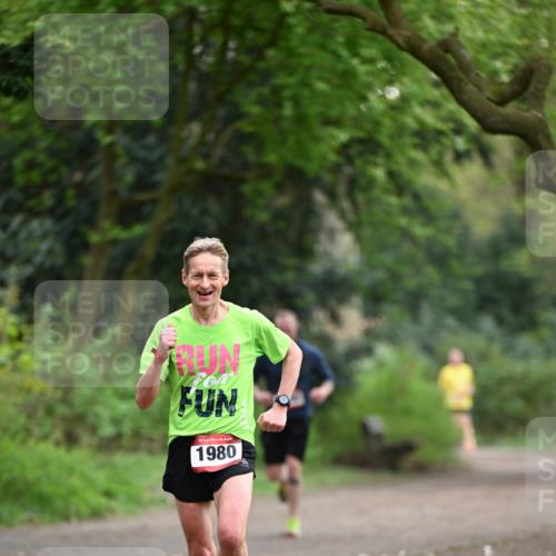 13.04.2025 - Hammer Lauf Dr. Thomas Lammeyer http://msf.ph/oto/7650591 13.04.2025 10:27:13 Laufen 15, 1980 meine-sportfotos.de