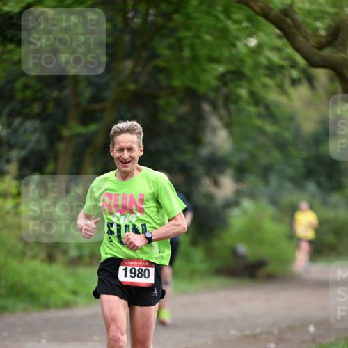 13.04.2025 - Hammer Lauf Dr. Thomas Lammeyer http://msf.ph/oto/7650612 13.04.2025 10:27:14 Laufen 15, 1980 meine-sportfotos.de
