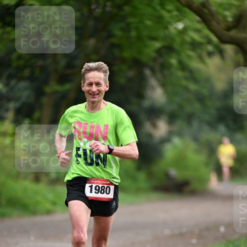 13.04.2025 - Hammer Lauf Dr. Thomas Lammeyer http://msf.ph/oto/7650635 13.04.2025 10:27:14 Laufen 15, 1980 meine-sportfotos.de