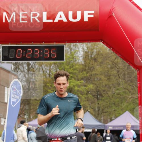 13.04.2025 - Hammer Lauf A. Gomolzig http://msf.ph/oto/7650638 13.04.2025 10:09:35 Ziel 1703, 1824 meine-sportfotos.de
