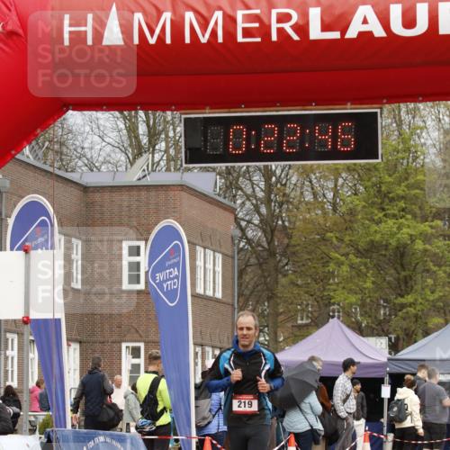 13.04.2025 - Hammer Lauf A. Gomolzig http://msf.ph/oto/7650749 13.04.2025 10:08:46 Ziel 105, 219, 649, 1070 meine-sportfotos.de