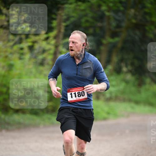 13.04.2025 - Hammer Lauf Dr. Thomas Lammeyer http://msf.ph/oto/7650776 13.04.2025 10:27:19 Laufen 15, 1180 meine-sportfotos.de