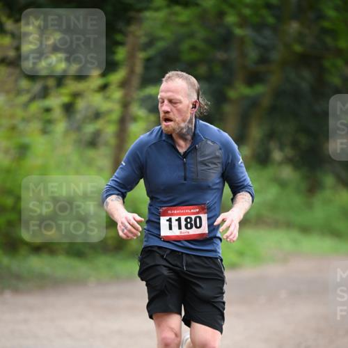 13.04.2025 - Hammer Lauf Dr. Thomas Lammeyer http://msf.ph/oto/7650785 13.04.2025 10:27:19 Laufen 15, 1180 meine-sportfotos.de