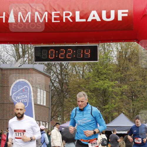 13.04.2025 - Hammer Lauf A. Gomolzig http://msf.ph/oto/7650836 13.04.2025 10:08:14 Ziel 390, 889, 1717, 1797 meine-sportfotos.de