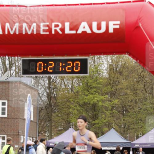 13.04.2025 - Hammer Lauf A. Gomolzig http://msf.ph/oto/7650943 13.04.2025 10:07:19 Ziel 1300, 1955 meine-sportfotos.de