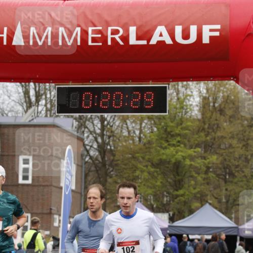 13.04.2025 - Hammer Lauf A. Gomolzig http://msf.ph/oto/7650992 13.04.2025 10:06:29 Ziel 102, 656, 1362, 1985 meine-sportfotos.de