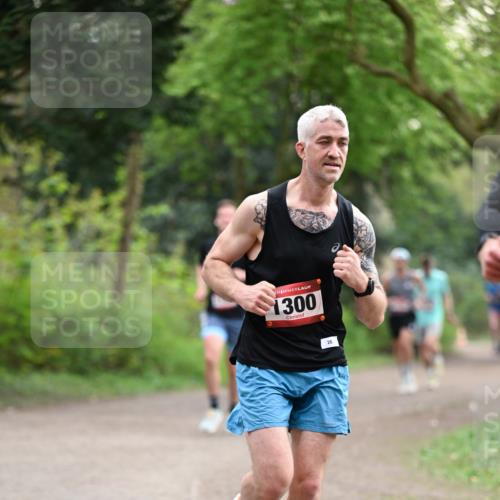 13.04.2025 - Hammer Lauf Dr. Thomas Lammeyer http://msf.ph/oto/7651006 13.04.2025 10:27:36 Laufen 1300, 26 meine-sportfotos.de