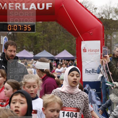 13.04.2025 - Hammer Lauf A. Gomolzig http://msf.ph/oto/7651129 13.04.2025 09:25:43 Ziel 542, 657, 682, 691, 777, 795, 798, 816, 820, 864, 866, 963, 973, 989, 1141, 1172, 1359, 1419, 1421, 1428, 1461, 1536, 1615, 1918 meine-sportfotos.de
