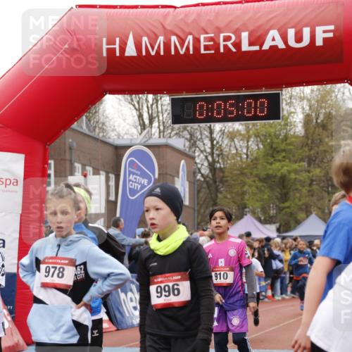 13.04.2025 - Hammer Lauf A. Gomolzig http://msf.ph/oto/7651211 13.04.2025 09:23:08 Ziel 613, 701, 755, 891, 910, 972, 978, 996, 1133, 1422, 1729, 1770, 1922 meine-sportfotos.de